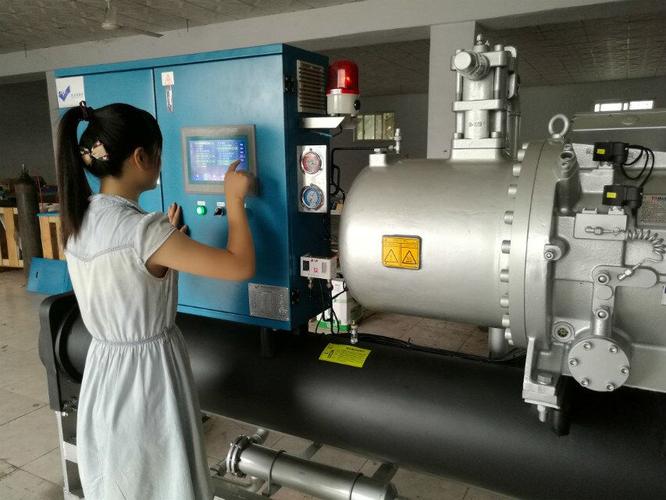 机械设备 > 文章正文  风冷冷水机组采用空气冷却方式,省去了冷却水